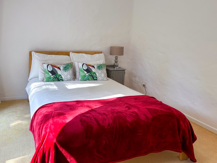 5 Bedroom Property for Sale in Heuwelkruin Western Cape
